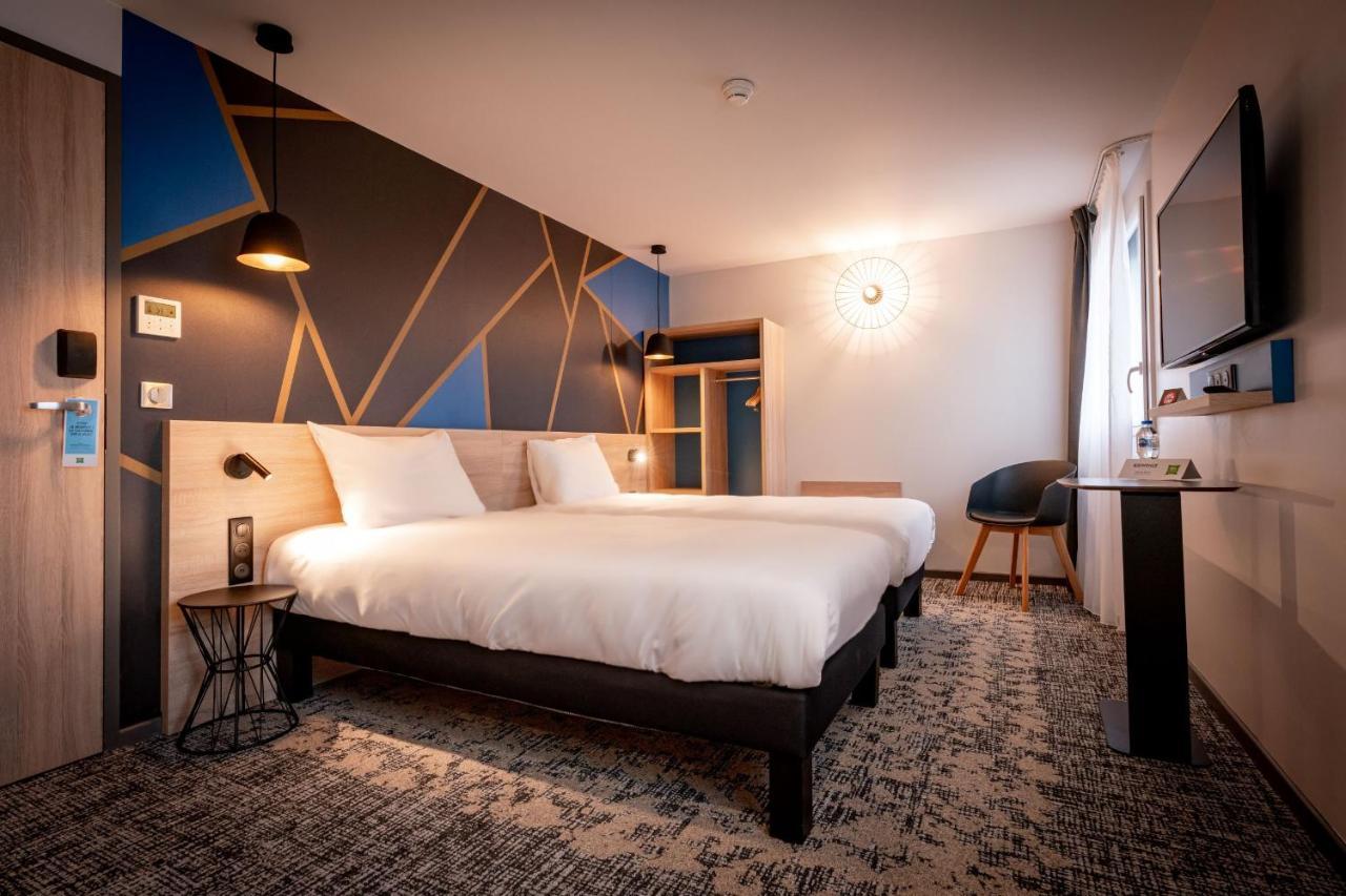 Ibis Styles Valenciennes Petite Foret Exterior photo
