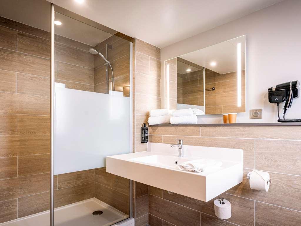 Ibis Styles Valenciennes Petite Foret Exterior photo