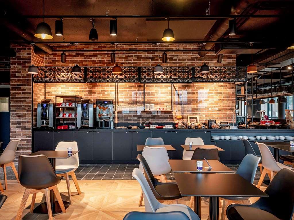 Ibis Styles Valenciennes Petite Foret Exterior photo
