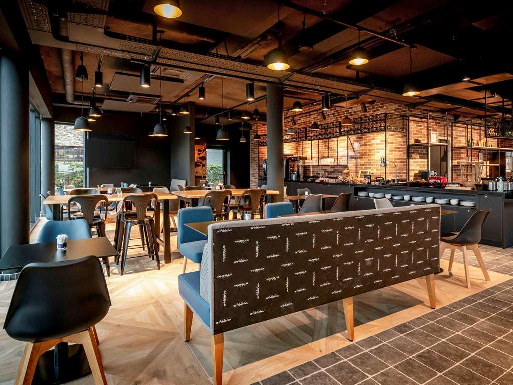 Ibis Styles Valenciennes Petite Foret Exterior photo
